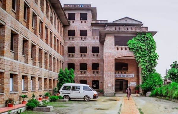Dhaka Community Medical College & Hospital
