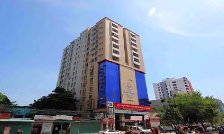 Dhaka Central International Medical College & Hospital main building